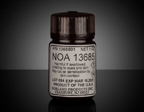 Norland 光学接着剤 NOA13685 28g ボトルタイプ | Edmund Optics