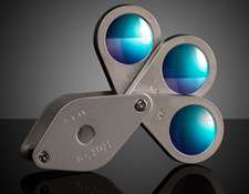 Edmund Optics<sup>®</sup> einklappbarer Taschenvergrößerer mit 3 Linsen