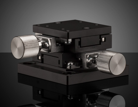 TS 65mm角 X-Y ステージ ラック & ピニオンドライブ機構部 | Edmund Optics